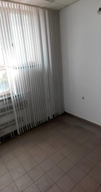 Oprócz czynszu Najemca ponosił będzie następujące koszty z tytułu: energii elektrycznej