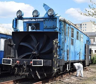 pług odśnieżny wirnikowy (414S) Długość ze