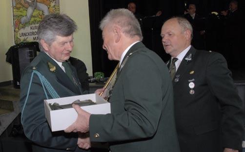 uznania: Krzysztofa Mielnikiewicza red. nacz.