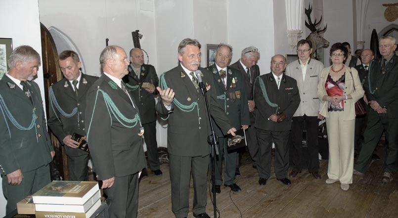 JUBILEUSZ W KWIDZYNIE 17-19 maja 2013 r. Oficjalne otwarcie jubileuszu Uroczystości jubileuszowe rozpoczęła msza św. celebrowana w średniowiecznej katedrze zamkowej przez ks.