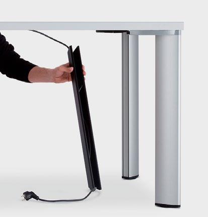 All tops in the system are fitted with steel plates on the underside to which the most important component: the base in the form of a single leg is