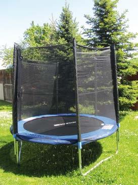 Średnica wewnętrzna trampoliny: 140 cm Średnica powierzchni