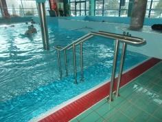 Pływalnia TRZEBINIA wyłożenie niecki folią PCV wymiana złoża w filtrze Basen Rok 2016