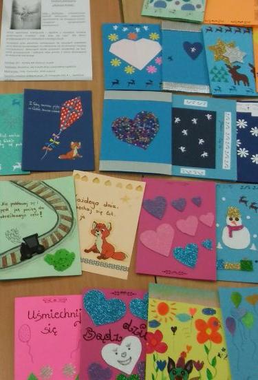 serca skierowanych do koleżanki lub kolegi przebywających na oddziałach onkologicznych W naszej szkole konkurs