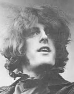 Tommy James z swoim zespołem the Shondells zanotował dwa topowe sukcesy a pięć innych umieścił w pierwszej dziesiątce hitów w USA w latach 1966 69.
