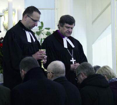 Wielkanoc 2012 We Wrocławiu obradował Synod Diecezjalny Diecezjalne wybory Ślubowanie składają członkowie V Synodu Diecezji Wrocławskiej Nabożeństwem spowiednio-komunijnym w ewangelickim kościele