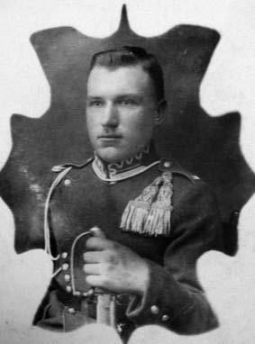 Antoni Pogorzelski Urodził się 1 października 1896 roku w Roszkach Ziemakach w gminie Sokoły. Rodzicami byli Jakub i Anna ze Żmijewskich.