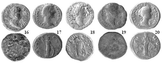 Głowa w wieńcu laur. w pr., w otoku: ANTONINVS AVG PI-VS P P TR P XVI; Rv. Fortuna stojąca w l. trzyma ster na globie i róg obfitości, w otoku: COS IIII.
