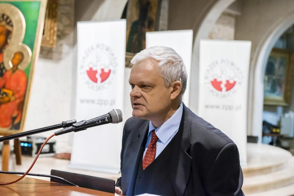 wystąpieniu odnosił się do filozofii pomocniczości, będącej symbolem Polski suwerennej.