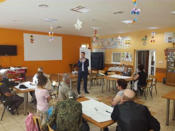 5. Rozbudowa placu zabaw i stworzenie unikalnego wyposażenia w formie dzikiego placu zabaw. 6.