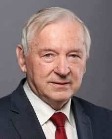 RAPORT: PERSPEKTYWY DLA POLSKI Polska gospodarka w latach 2015 2017 na tle lat wcześniejszych i prognozy na przyszłość STANISŁAW GOMUŁKA Ekonomista, w latach 1970 2005 wykładowca London School of