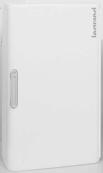 XL 3 125 Wyposażenie standardowe: drzwi izolacyjne (w kolorze białym lub przezroczyste), konstrukcja wsporcza z mozliwością wyjmowania i uchylania razem z zamocowanymi wspornikami TH 35, płyty