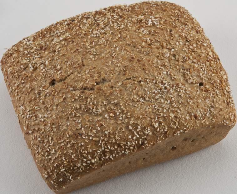 Bułka żytnio - pszenna 80 g mąka żytnia (35%), mąka pszenna, woda, śruta żytnia pełnoziarnista, białko pszenne, drożdże, sól, cukier gronowy, mąka prażonego słodu pszennego, substancja