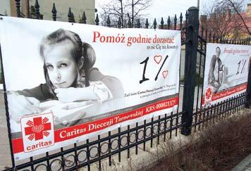 potrzebuje. Oddział Caritas przy parafii w Lipnicy Murowanej na internetowej witrynie wspólnoty stworzył elektroniczną skrzynkę darów. Nazywa się ona Jestem w potrzebie mogę pomóc.