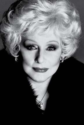 1963 Mary Kay Ash założyła firmę swoich marzeń w Dallas, w stanie Teksas Ponad 150 000 różowych samochodów na światowych drogach 200+ produktów w portfolio Mary Kay, wśród których odnajdziemy