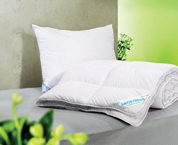 WYPRODUKOWANO W POLSCE WYPRODUKOWANO W POLSCE WYPRODUKOWANO W POLSCE WYPRODUKOWANO W POLSCE WYPRODUKOWANO W POLSCE 155x200 cm 369,- 185,- 200x220 cm 499,- 275,- PODUSZKA 70x80 cm 149,- 75,- NAJWYŻSZA