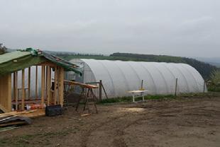 Nowe ogrodowe biuro Ostatnimi czasy nasz zespół ogrodniczy rozbudował system nawadniania ogrodu.