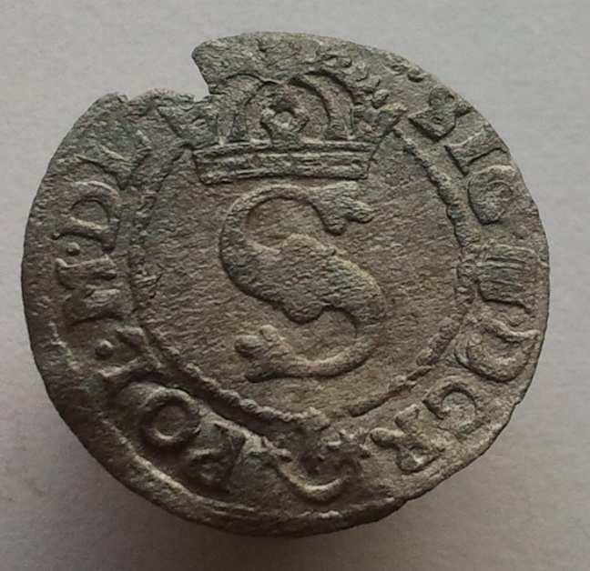 Tym razem na tapecie będzie odmiana napisu. Rzecz, którą notuje większość poważnych katalogów. Jako przykład wykorzystam niedawno odkrytą monetę szeląg Zygmunta III z Bydgoszczy z 1623 roku.