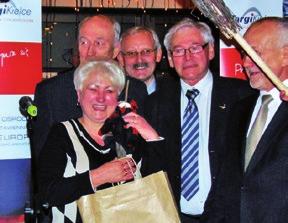się sfotografować. Przyznać muszę, że króliki to bardzo wdzięczny i widowiskowy temat. Są ufne, ciekawe i nieźle pozują do zdjęć.