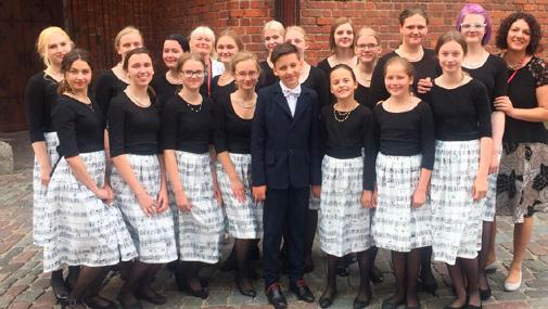 KATEGORIA C / CATEGORY C PECC Ventspils Music Secondary School's Choir Nošu Planētas (Ventspils, Łotwa/Latvia) dyrygenci/conductors: Rudīte