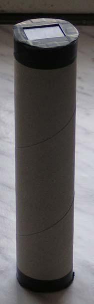 FOTON 99, Zima 2007 59 4. Narzędzia: solidne nożyczki, najlepiej takie gospodarcze, ostry nóż (np. taki specjalny do cięcia papieru), ołówek, linijka.