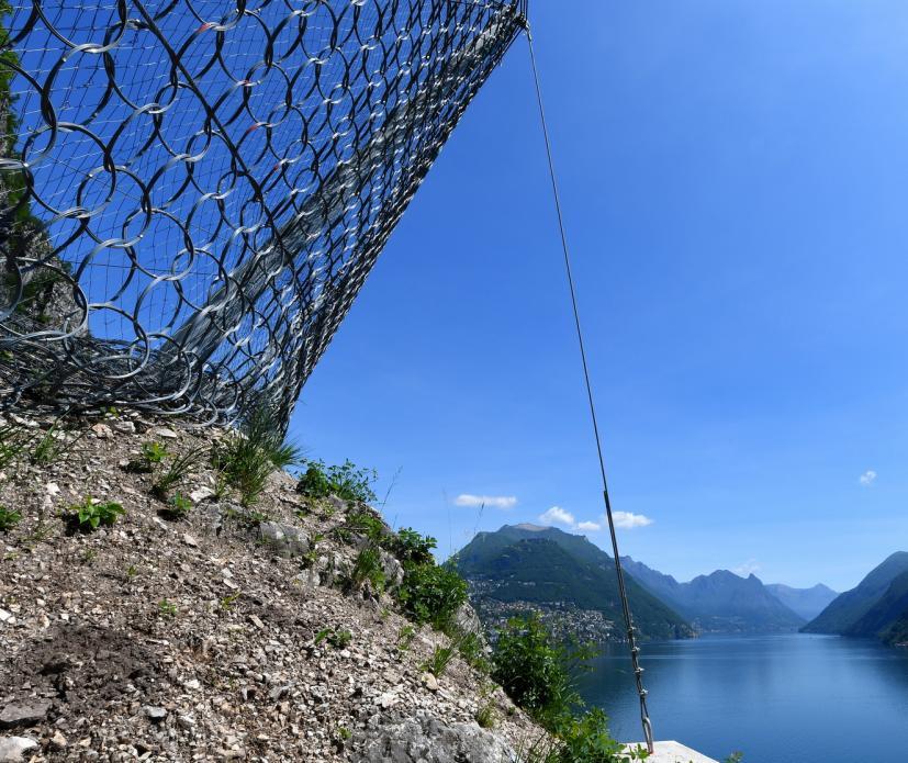 Panoramic view from the west facing Porlezza (Como) and Valtellina;
