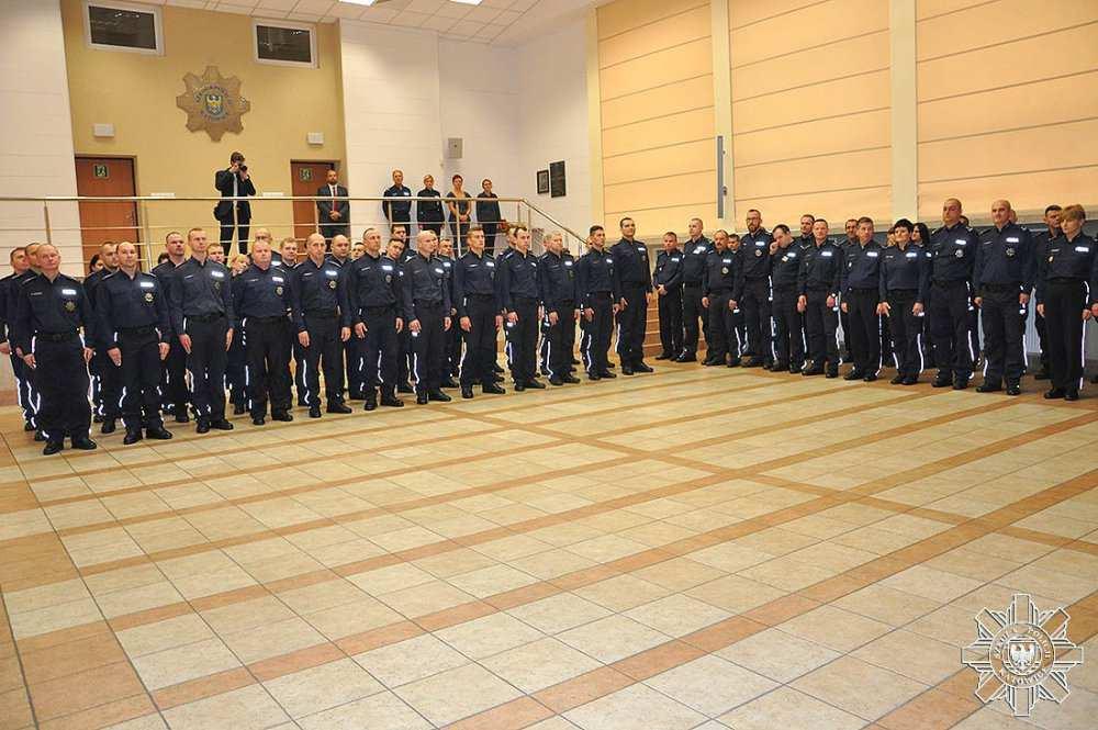 W eliminacjach udział wzięło 22 dzielnicowych z wszystkich komend powiatowych Policji naszego województwa oraz Komendy Miejskiej Policji w Opolu. Wtedy to zwycięzcą został st. asp.