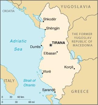 Ważniejsze miasta: Durres (200000), Shkodër (81000), Vlorë (72000). Klimat: łagodny, zimny, suche lato.