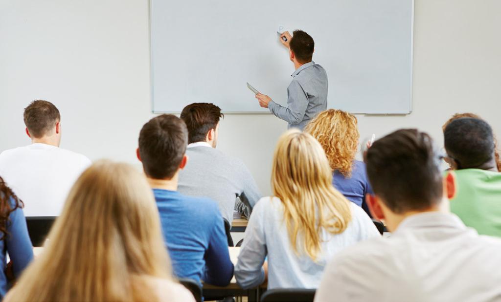 Szkolenia i kursy inseminacyjne Wykorzystujemy naszą wiedzę, doświadczenie oraz technologię, aby wspierać hodowców w osiąganiu jak najlepszych wyników Ważną dziedziną działalności Spółki jest