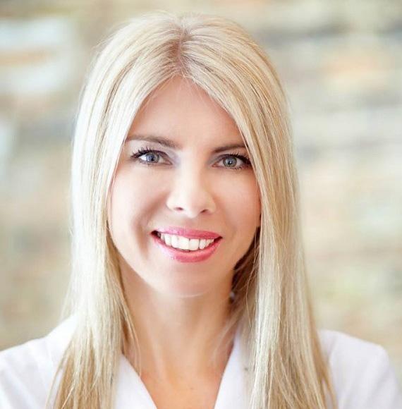 : 692 977 867 IZABELA LENARTOWICZ LEKARZ MEDYCYNY ESTETYCZNEJ Z KATOWIC 124 ODPOWIEDZI 46