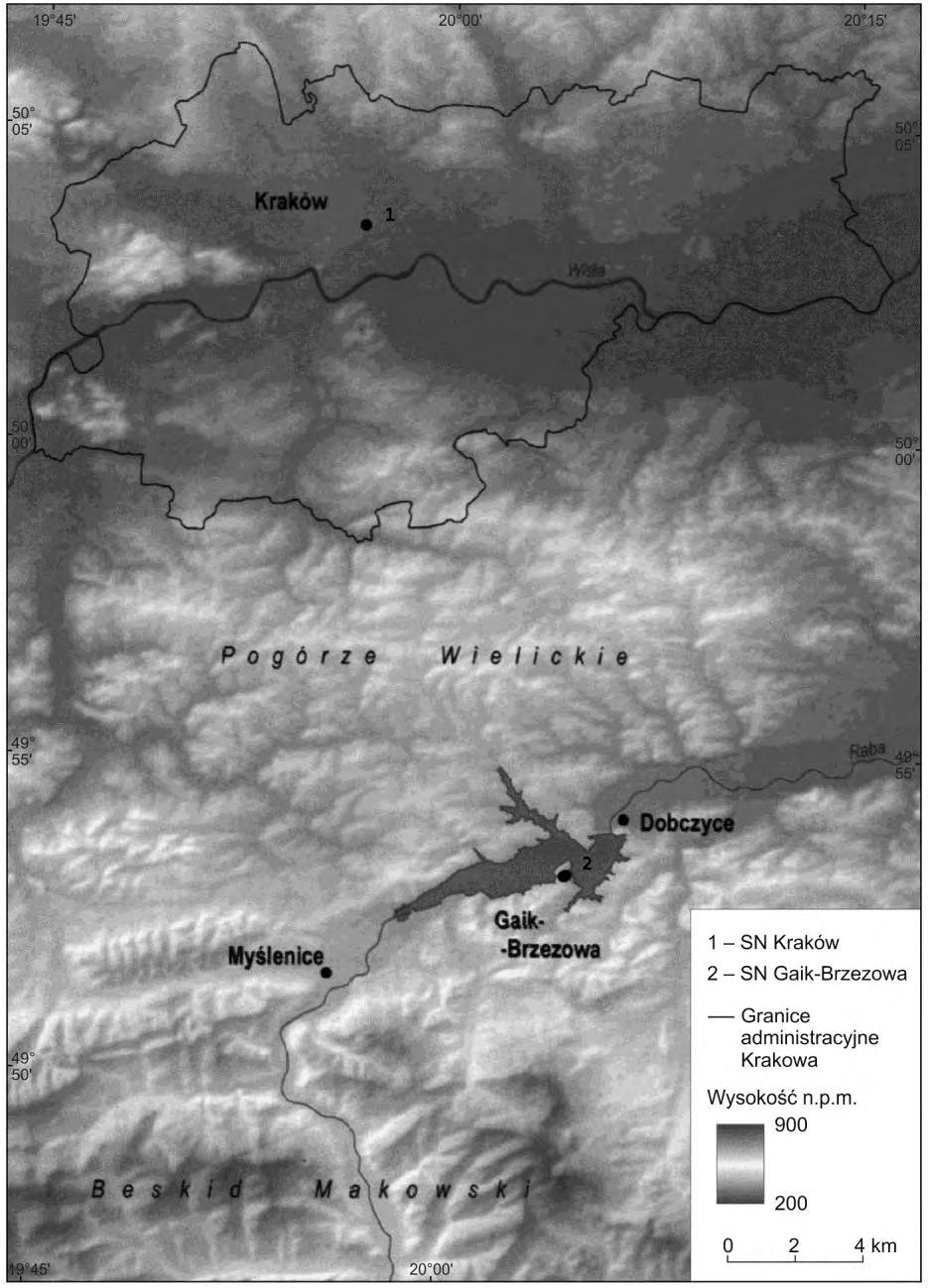 Porównanie warunków nefologicznych w Gaiku-Brzezowej i Krakowie Ryc. 1.