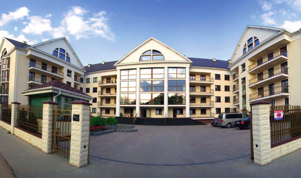 MaxBudConstruction Sp.J. - Apartamenty Bema 40 Bema 40 to jedna z bardziej ekskluzywnych inwestycji w Łodzi. Apartamentowiec położony jest w pięknej zielonej okolicy parku Julianowskiego.
