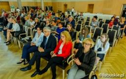 I LUBUSKI SEJMIK SENIORÓW Zielona Góra, 16 października 2017 r. Na zaproszenie Marszałka Województwa Lubuskiego uczestniczyłem w I Lubuskim Sejmiku Seniorów.