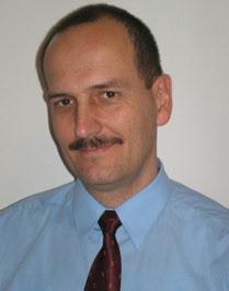80 K. STANINSKI, S. LIS Dr Krzysztof Staninski ukoñczy³ studia chemiczne na Wydziale Chemii Uniwersytetu im. Adama Mickiewicza w Poznaniu w 990 r. Pracê doktorsk¹ pt.