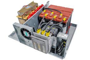 Produkty serwisowe Panele ZenRACK dławikowe % dla sieci 00V 0Hz Gama paneli kondensatorowych ZenRACK z dławikami wyższych harmonicznych Un = V * dla sieci: P 00V 0Hz * napięcie znamionowe