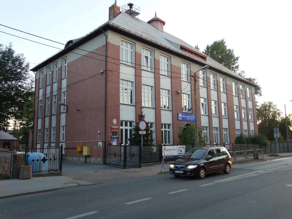 SZKOŁY PROWADZONE PRZEZ MIASTO RUDA ŚLĄSKA OD