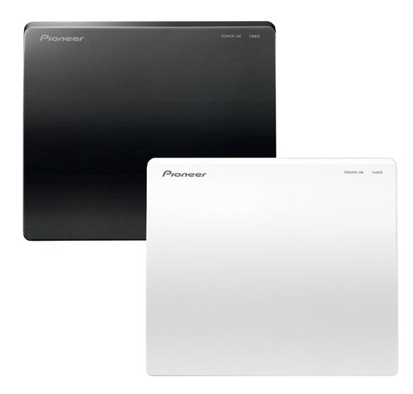 X-SMC00(-W) Płaski system mikro o mocy 2 x 10 W kompatybilny z ipod/iphone/ipad mini przez USB, ze zintegrowanym gniazdem dokującym z 30-pinowym złączem dla ipod/iphone z odtwarzaczem CD i tunerem FM.