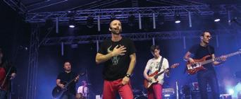 4 5 2 MIEJSCE: Zespół Pałacowo-Parkowy Krośnice-Wierzchowice (przy Kolei Wąskotorowej), ROZPOCZĘCIE: 12:00 W ramach Dni Karpia już po raz trzeci przejedziemy się kolejką wąskotorową.