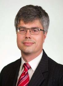 Posiada bogate doświadczenie zawodowe zarówno w branży auditingu, jaki i projektowania. Wykonał audyty energetyczne dla jednej z największych sieci sklepów wielkopowierzchniowych w Polsce INTER IKEA.
