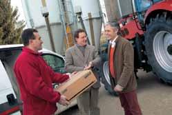 CZĘŚCI ZAMIENNE I SERWIS DEALER FINANSOWANIE MAX 00800 227344 00 00800 CASE IH 00 100% Wsparcie 100% Dostępność Utrzymanie wysokiej wydajności Twojej inwestycji.
