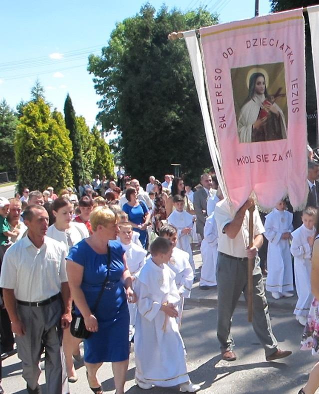 176 Monografia rzymskokatolickiej parafii Świętej Trójcy w Komarowie Zdjęcie 132 Rok 2014, 19 czerwca.