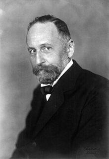 Alkaloidy grupy tropanu Richard Martin Willstätter Annalen, 1903, 317, 204 1915 nagroda obla! Br Br tropionon ekgoninon 1. a/eth 2.
