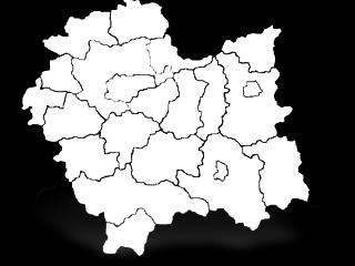 Graniczy z powiatami: olkuskim i miechowskim od północy, proszowickim, bocheńskim, wielickim i miastem Krakowem od wschodu, myślenickim od południa, chrzanowskim, wadowickim od zachodu.