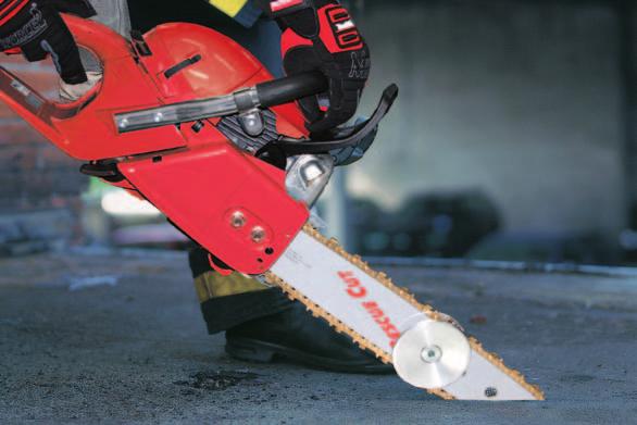 Łańcuchy DOLMAR RescueCut stanowią z tego względu nieodłączne narzędzie znajdujące zastosowanie przy szukaniu ognisk pożaru, w wycinaniu otworów umożliwiających dojście i wentylację, a także przy