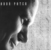 písma nájs pod a číselného označenia v spomenutom booklete. Každopádne je mi úto, že slovenský distribútor (Sony Music) neuvažoval v tomto prípade o priložení slovenského prekladu.