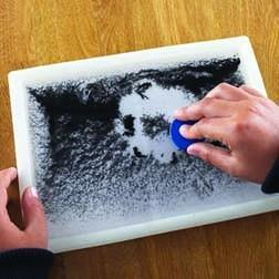 0,7 cm TKCM0190 Prostokąt eksperymentów magnetycznych 7 23 Pudełko z z opiłkami żelaza do obserwacji