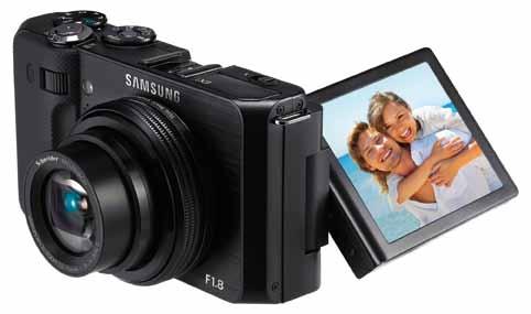matryca CCD 14,2 mln pikseli Schneider-KREUZNACH z 18-krotnym zoomem nagrywanie filmów z dźwiękiem optyczna stabilizacja obrazu 3 (7,62cm) ekran LCD obsługa kart SDSC, SDHC, SDXC polskie menu UWAGA!