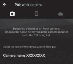 6 Urządzenie inteligentne: Na ekranie Pair with camera (Paruj z aparatem) stuknij nazwę aparatu.