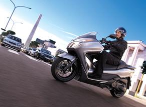 DeluxE 12 ST100 Pan European 12 VFR1200F 1 Sooter Integra 1 SW-T600 14 NSS00 Forza nowość 14 PCX125 14 SH125i nowość 15 Vision 50 / 110 15 NSC50R nowość 15 Custom VT100CX 16 VT750C2b Shadow 16