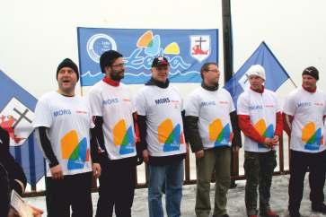 biegamy lub uprawiamy nordic walking, jeździmy na rowerze. Przez cały rok występując na zawodach w różnych dziedzinach sportu w dalszym ciągu reprezentujemy Łebę i cały Powiat Lęborski.